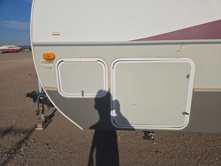 2006-keystone-outback-travel-trailer-image-7