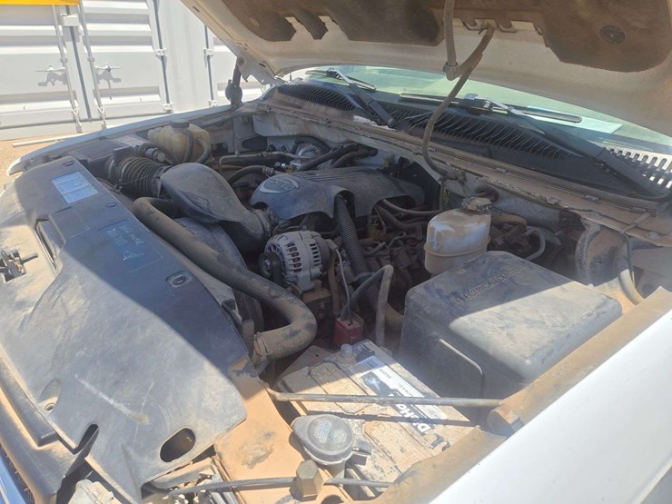 2001-chevrolet-silverado-2500-image-20