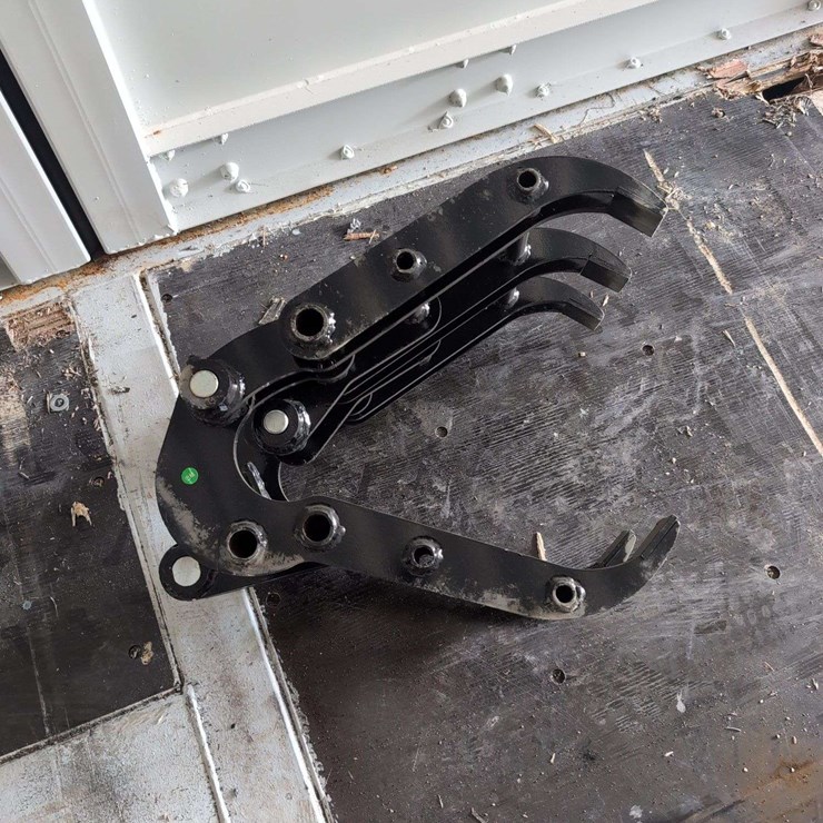 Mini Excavator Wood Grab Attachment