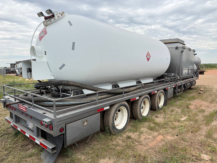 2012-john-deere-6068hf485-image-7