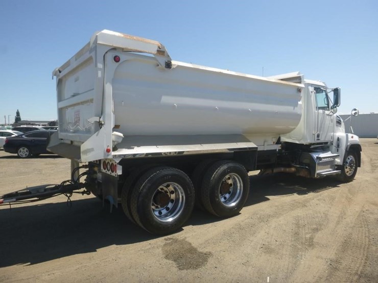 2019-western-star-4700sf-image-4