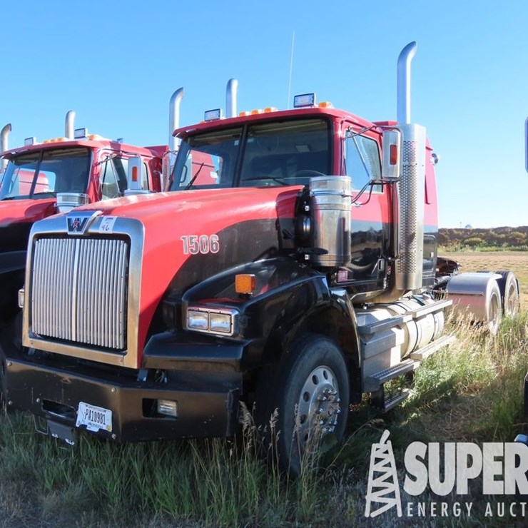 2013 WESTERN STAR 4900