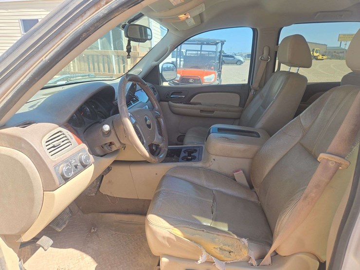 2009-chevrolet-silverado-1500-ltz-image-13