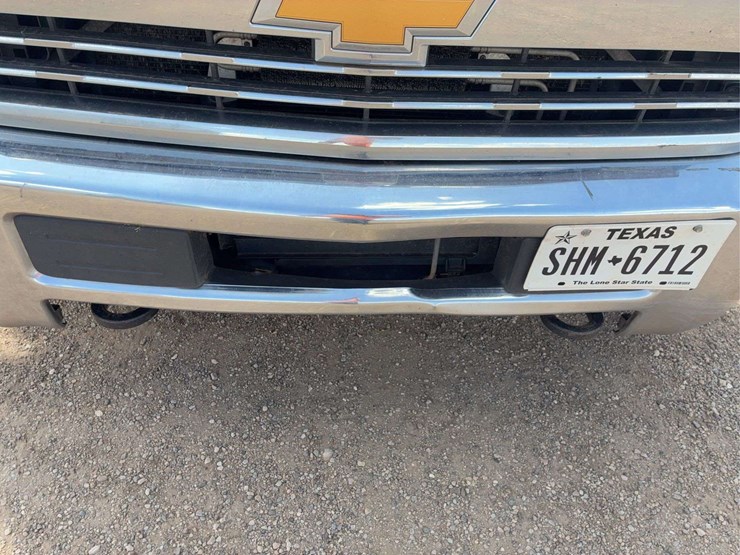 2015-chevrolet-silverado-2500-image-19