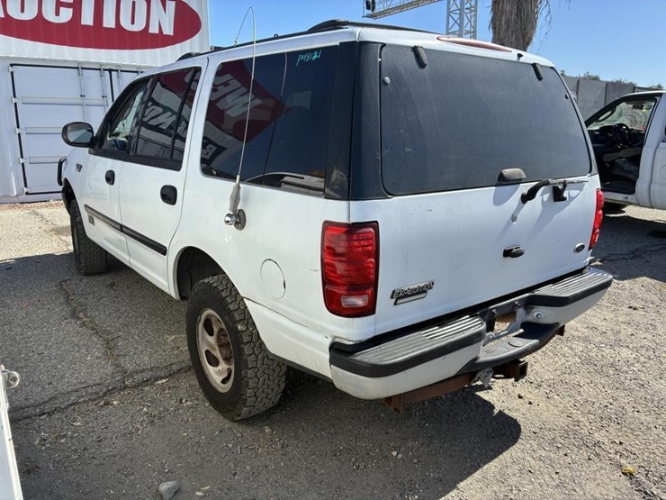 2001-ford-expedition-image-4
