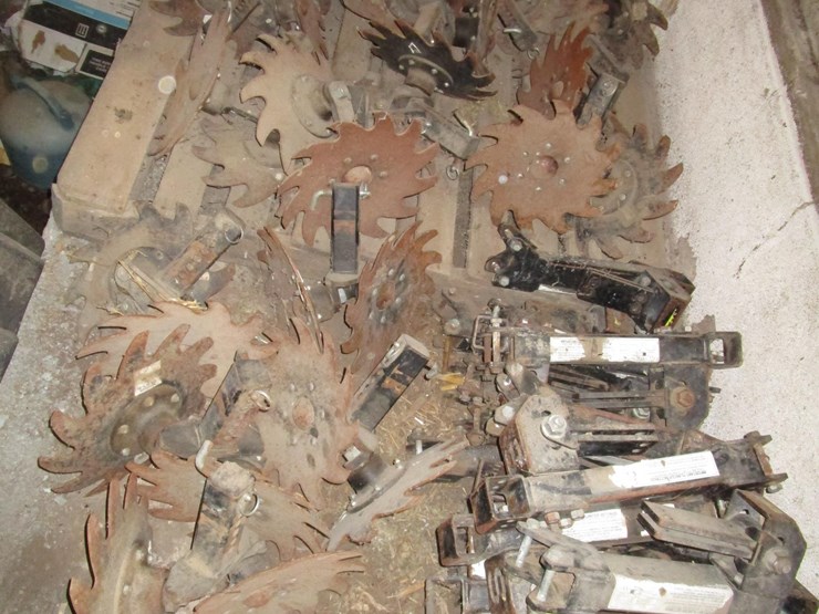 row-cleaners-&-mounting-brackets-image-15