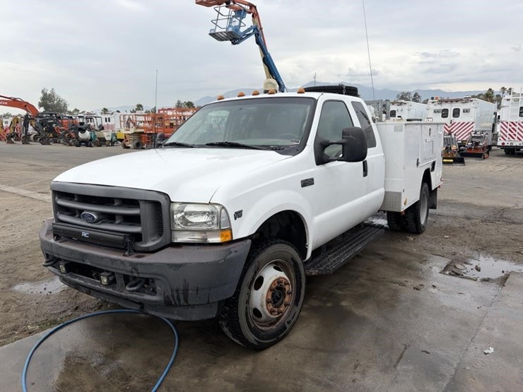 2003-ford-f450-image-1