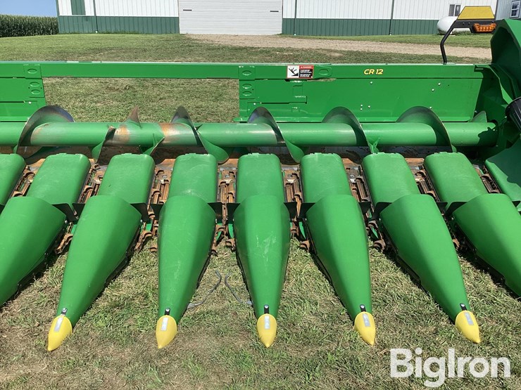 2025-john-deere-cr12-image-14