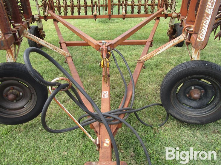 crustbuster-front-fold-rotary-hoe-image-10