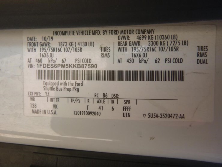 2019-ford-transit-image-16