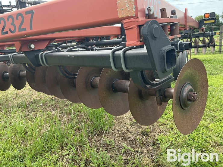 2008-landoll-2327-image-17