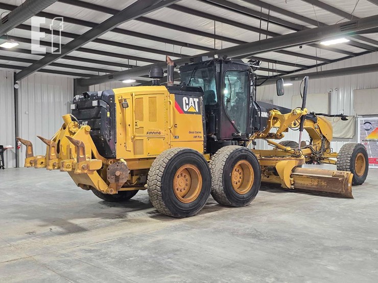 2014-caterpillar-160m2-image-3