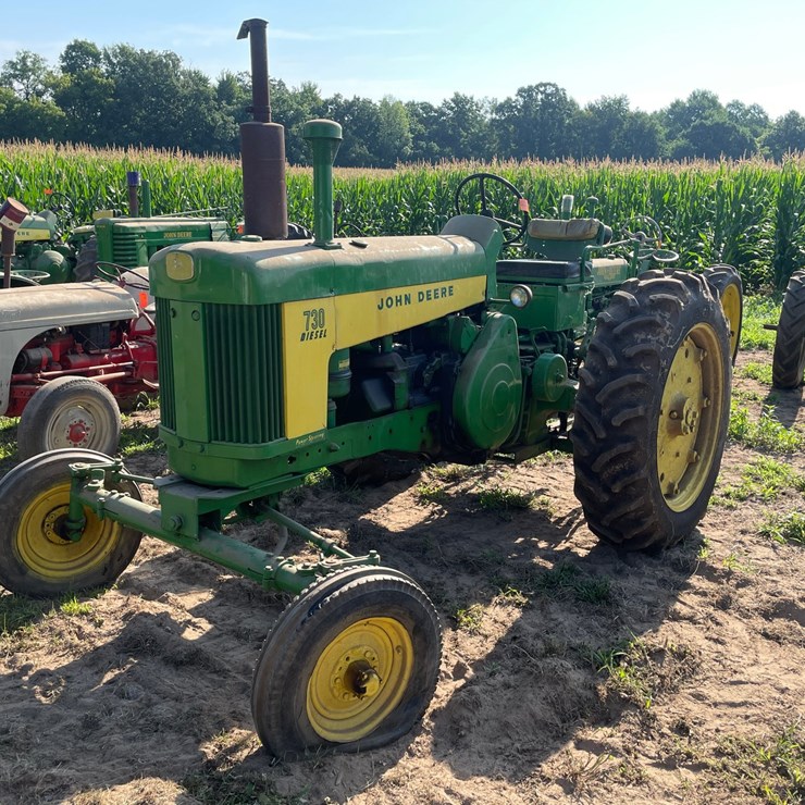 JOHN DEERE 730