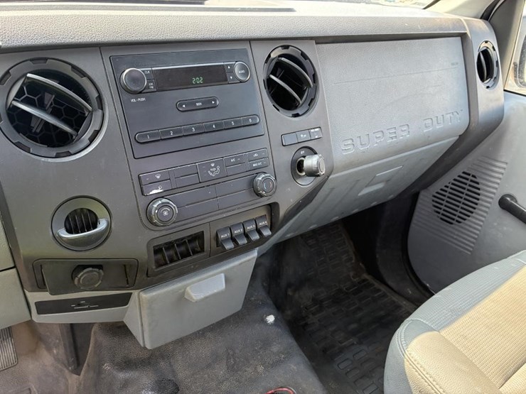 2013-ford-f250-image-18