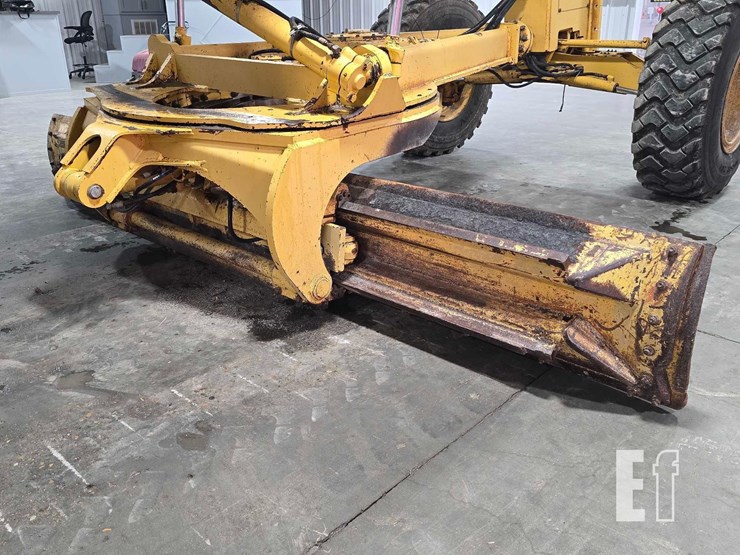 2006-deere-670ch-ii-image-11