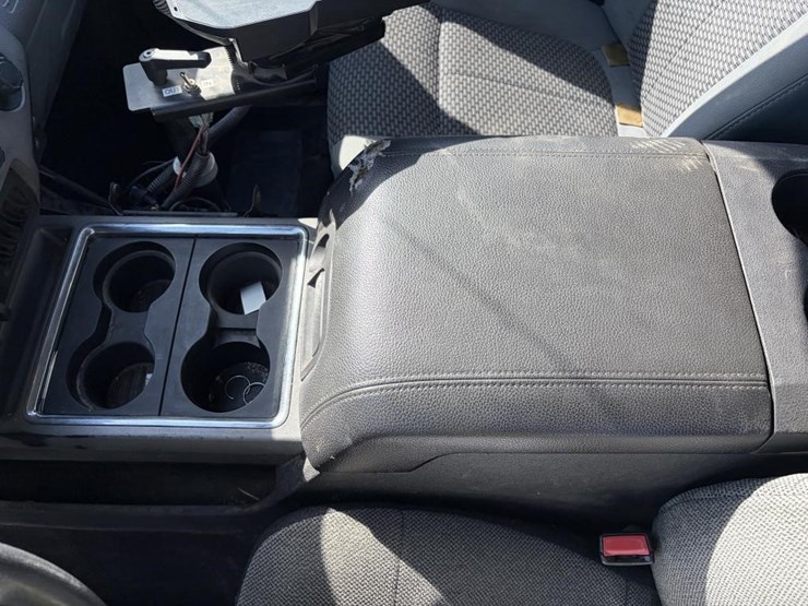 2011-ford-f350-image-21