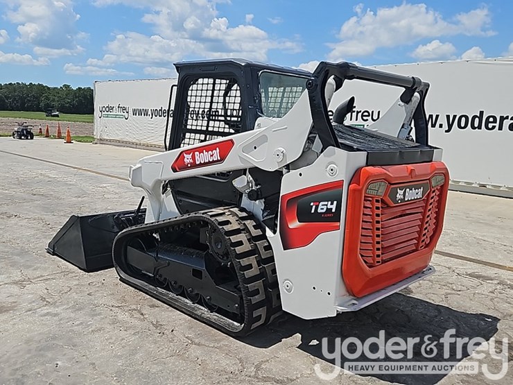 2021-bobcat-t64-image-4