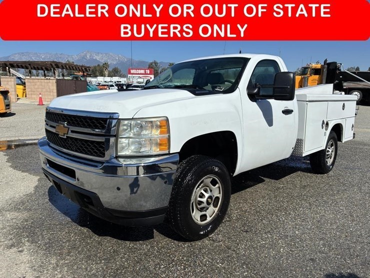 2011-chevrolet-2500-image-1