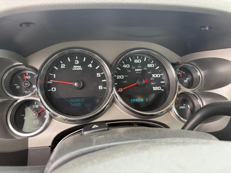 2012-gmc-sierra-2500-image-18