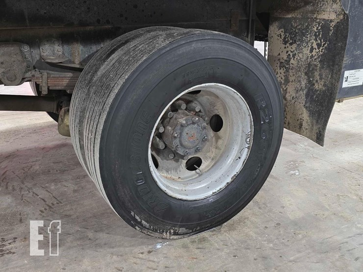 2006-gmc-topkick-c8500-image-27