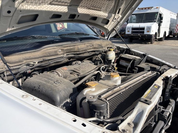 2005-dodge-ram-2500hd-image-8