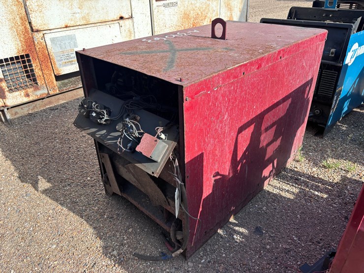 #39063-•-lincoln-electric-dc-600-welder-|-for-parts/repairs-image-1