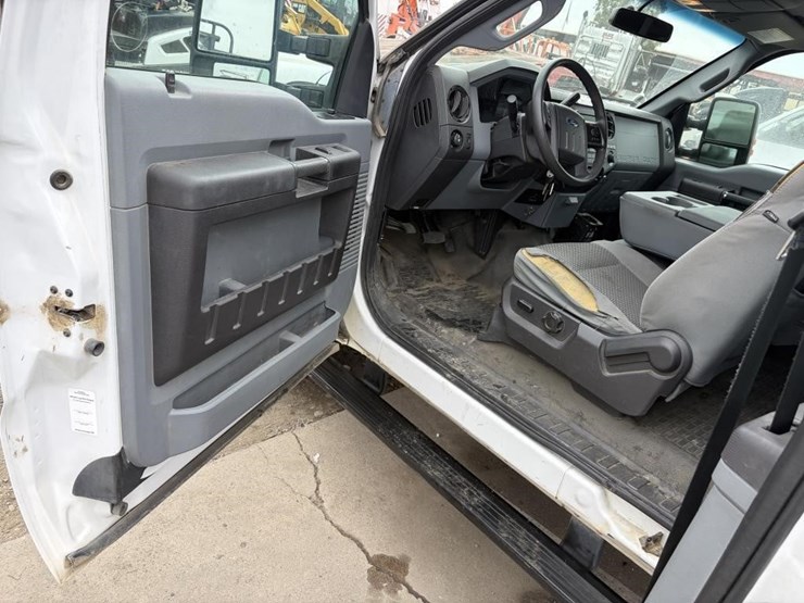 2016-ford-f250-image-16