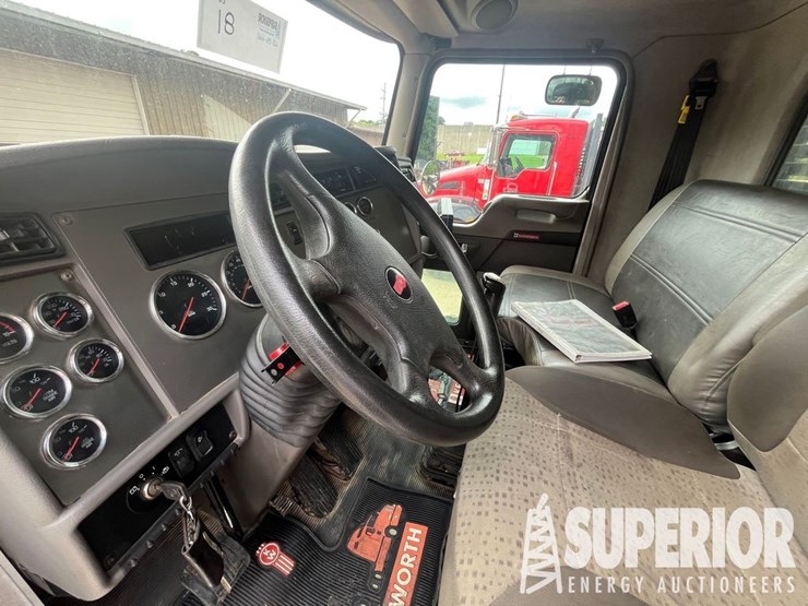 2015-kenworth-t370-image-4