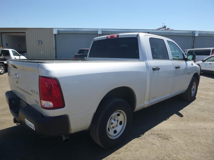 2018-dodge-1500-image-3