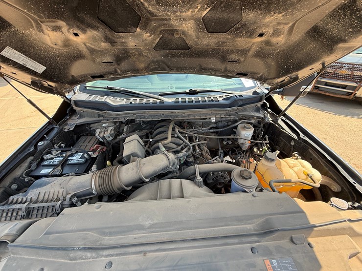 2023-ford-f250-image-24