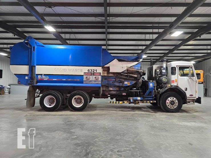 2017-peterbilt-320-image-6