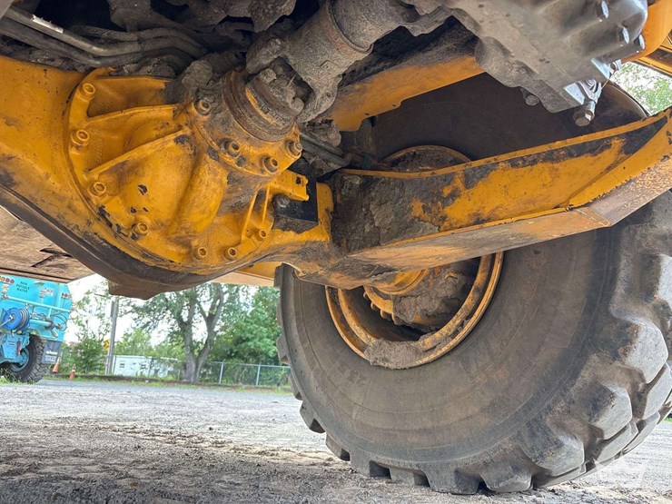 2020-volvo-a25g-image-43