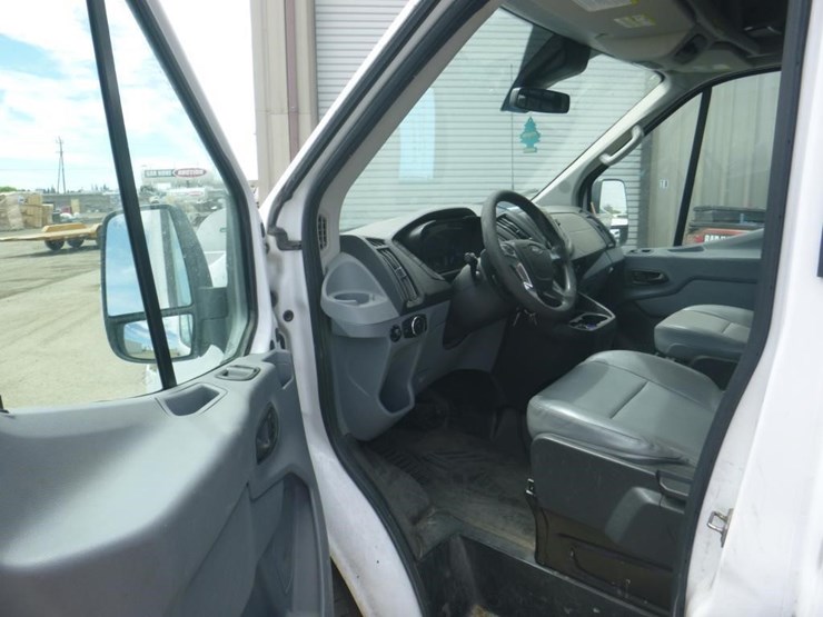 2017-ford-transit-image-5