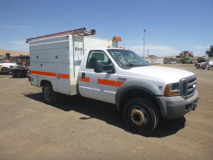 2005-ford-f450-image-2