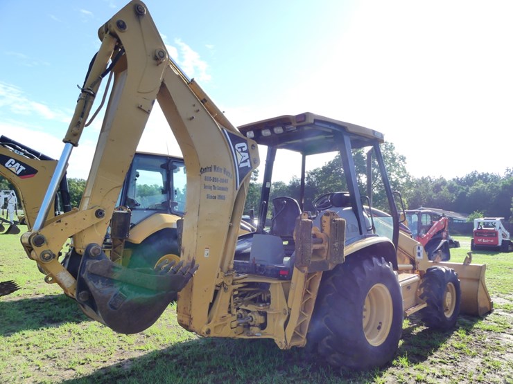 caterpillar-416d-image-3