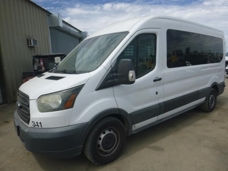 2017-ford-transit-image-1
