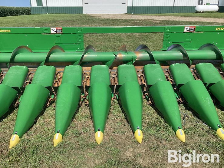 2025-john-deere-cr12-image-13
