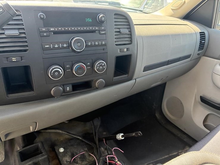 2012-gmc-sierra-2500-image-22