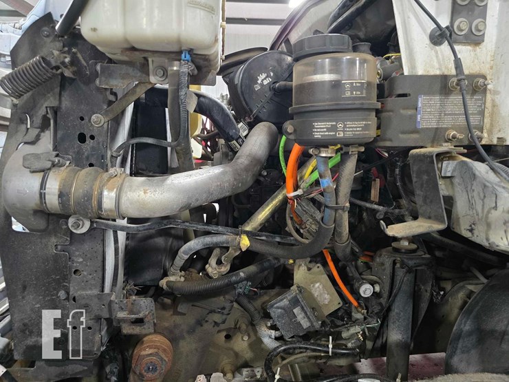 2008-gmc-topkick-c8500-image-22