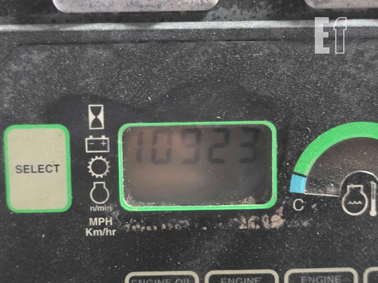 2006-deere-670ch-ii-image-34