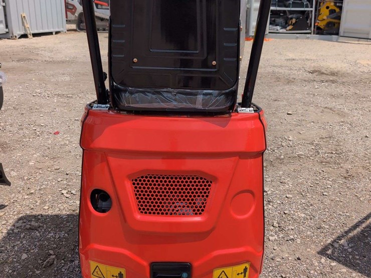 sdl-mini-excavator-me15-image-6