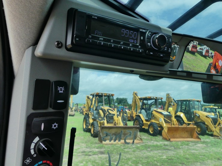 2025-jcb-215t-image-21