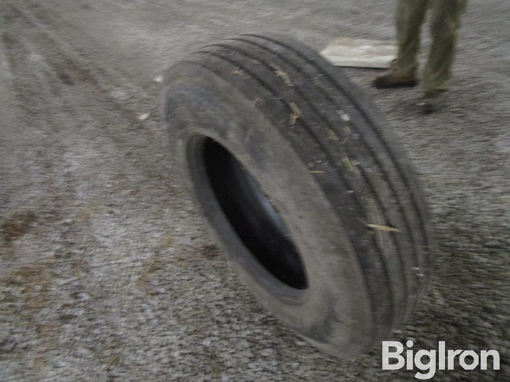 sailun-295/75r22.5-truck/trailer-tire-image-3