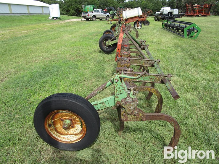 john-deere-15-image-8