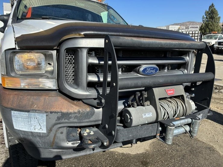 2003-ford-f450-image-25