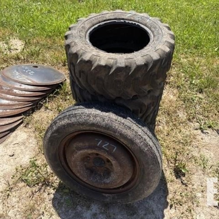 SKID STEER IMPLEMENT TIRES