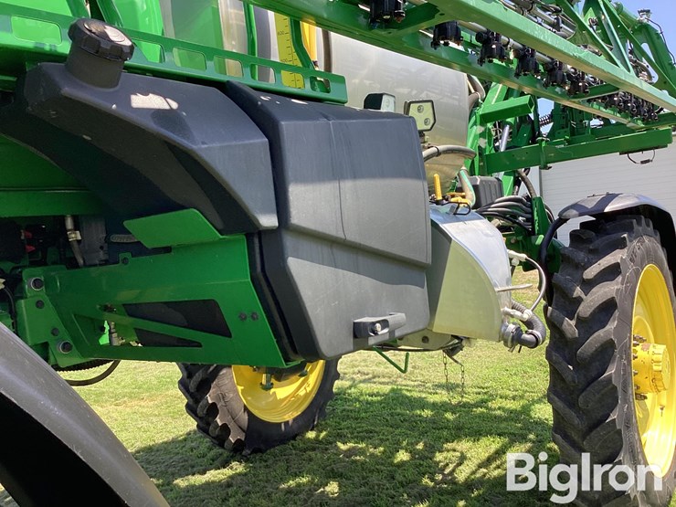 2022-john-deere-412r-image-18