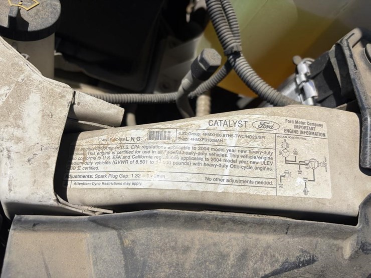 2004-ford-f350-image-9