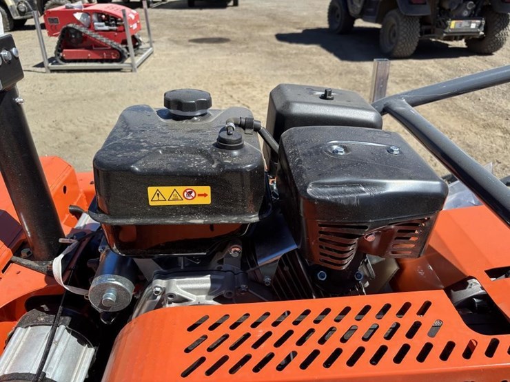 2026-sdlool-lm1000q-rc-flail-mower-image-12