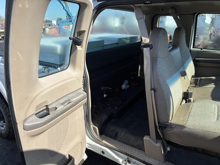 2004-ford-f250-sd-image-16